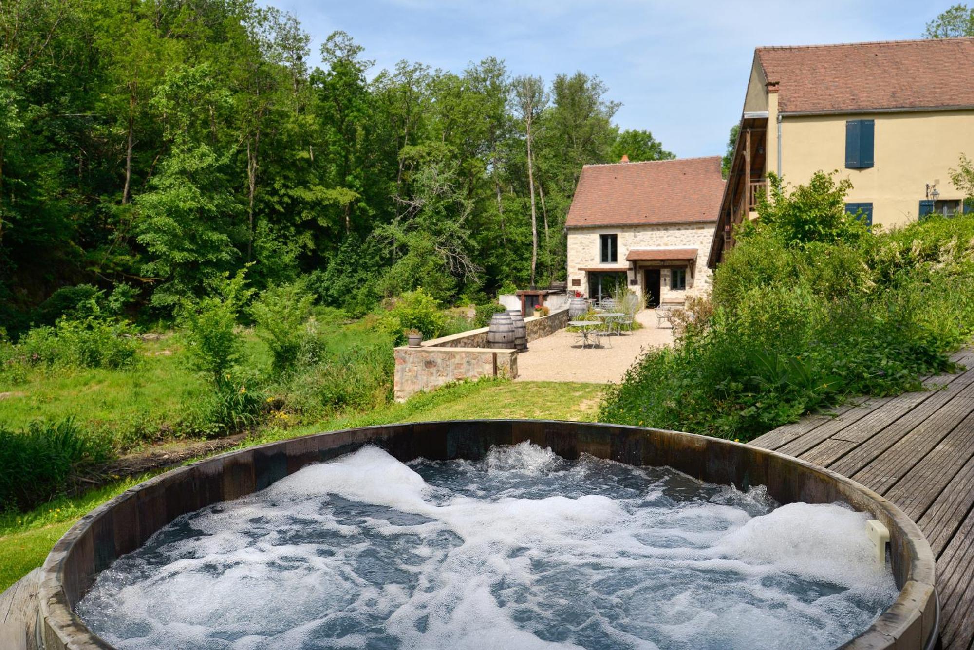 Moulin Des Templiers Hotel & Spa ポントベール エクステリア 写真