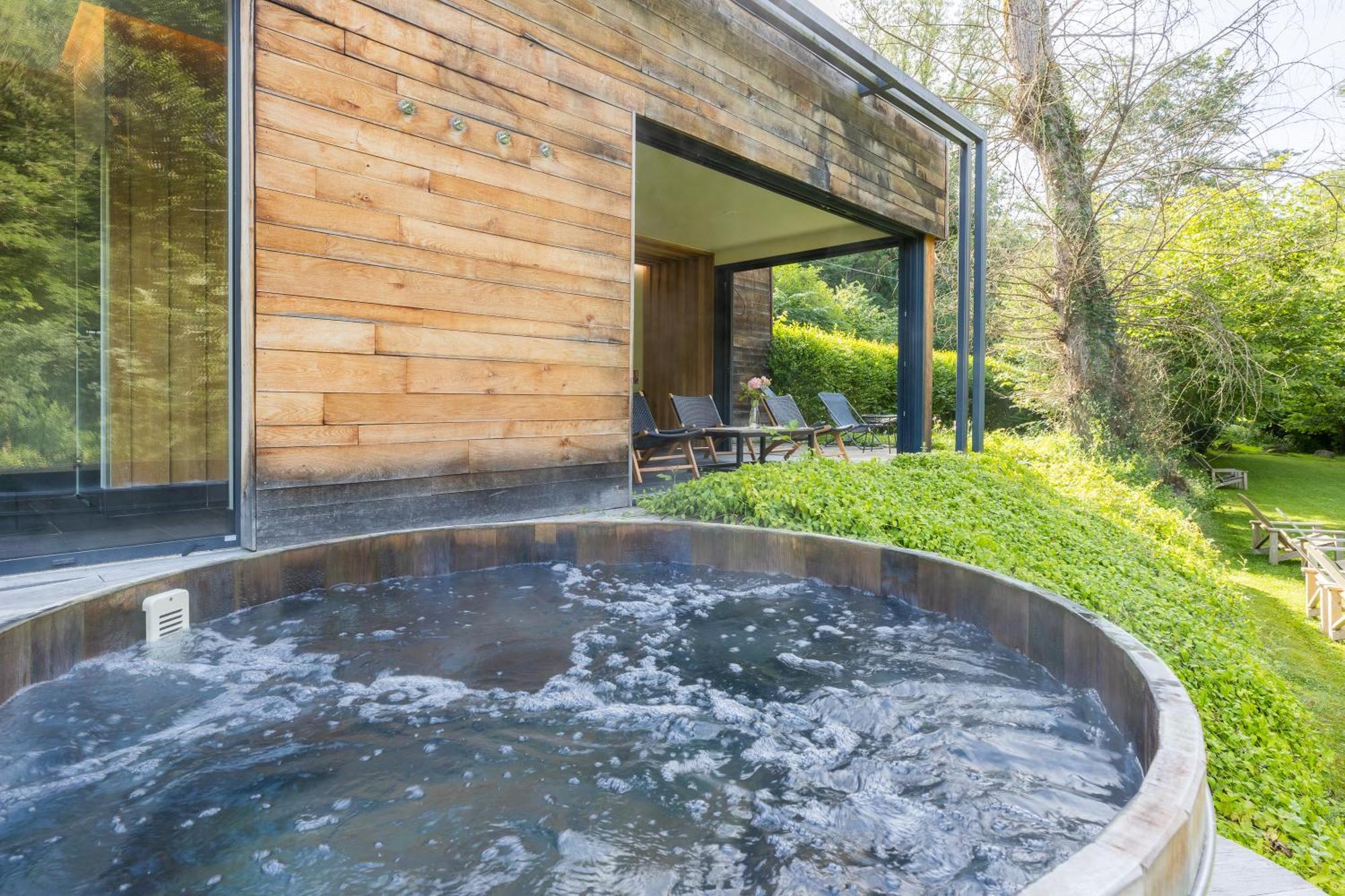 Moulin Des Templiers Hotel & Spa ポントベール エクステリア 写真